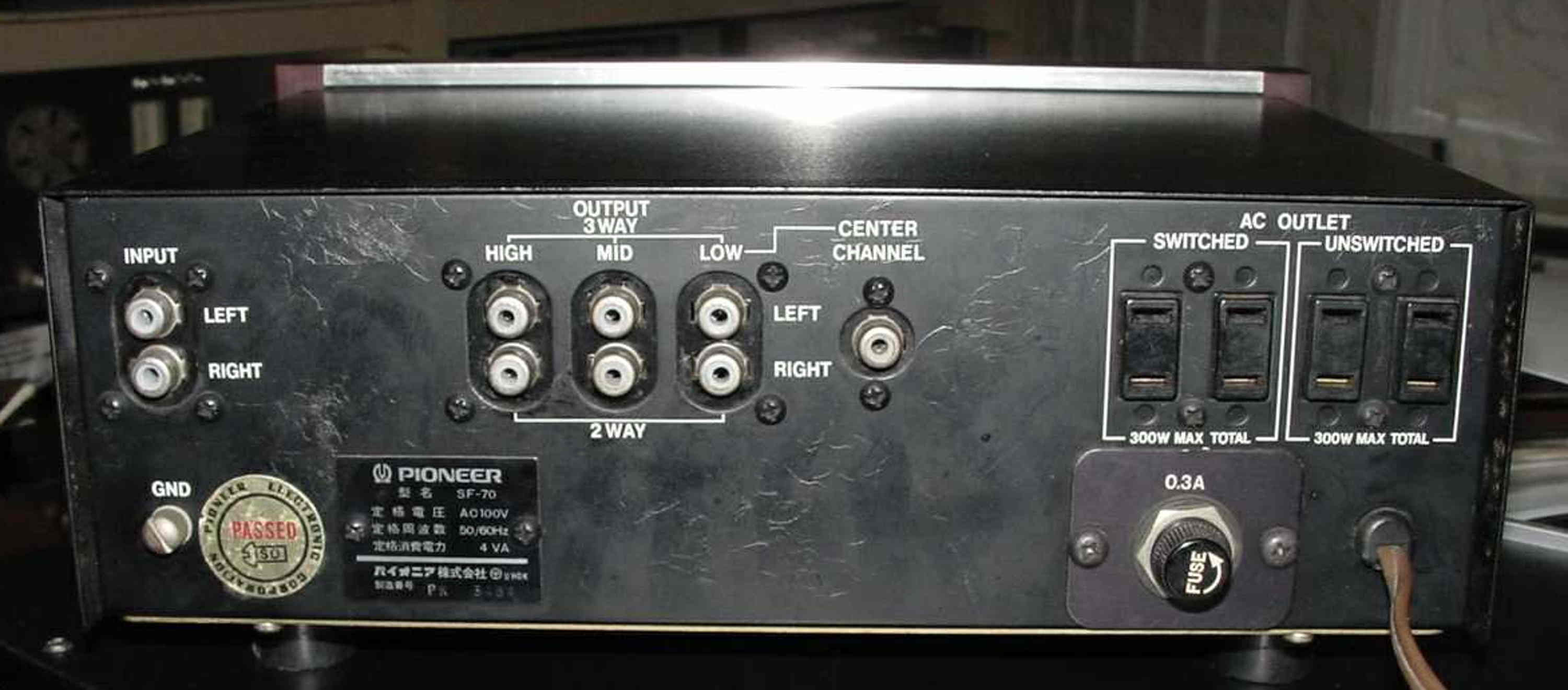 vintage Hi-Fi crossover Pioneer SF-70